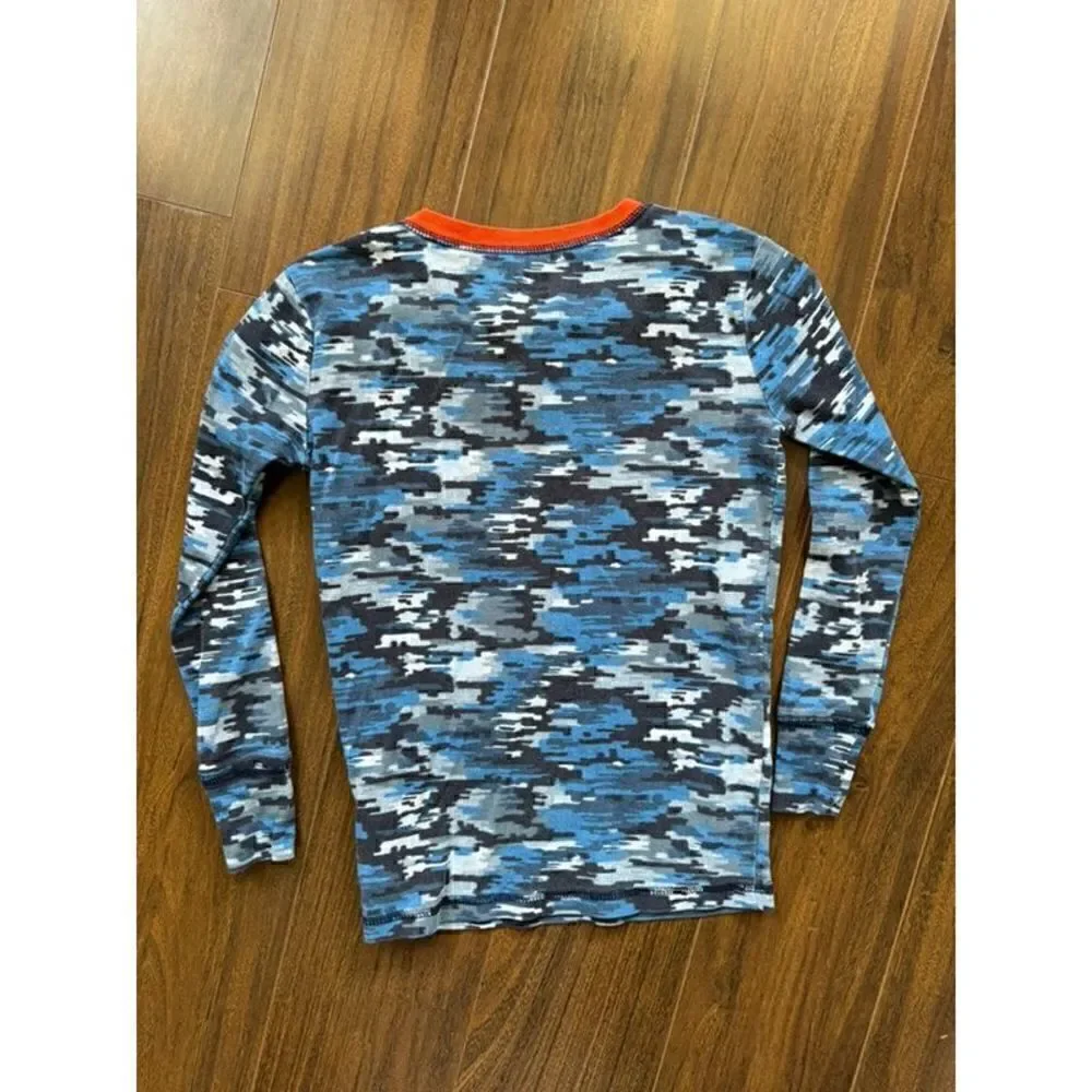 Gap Kids 8 blue long sleeve camo pajama top